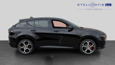 SPOTICAR Alfa Romeo Tonale 1.5 Vgt Mhev Veloce Dct Euro 6 5dr Used Car - Suv Hybrid Black - Liverpool - 1200631191_2