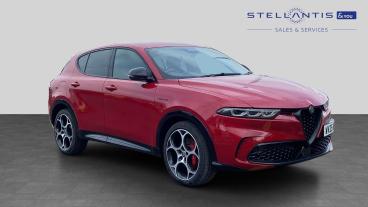 SPOTICAR Alfa Romeo Tonale 1.5 Vgt Mhev Veloce Dct Euro 6 5dr Used Car - Suv Hybrid Red - Preston - 1200631823_1