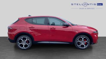 SPOTICAR Alfa Romeo Tonale 1.5 Vgt Mhev Veloce Dct Euro 6 5dr Used Car - Suv Hybrid Red - Preston - 1200631823_2