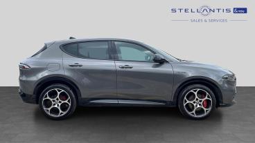 SPOTICAR Alfa Romeo Tonale 1.5 Vgt Mhev Veloce Dct Euro 6 5dr Used Car - Suv Hybrid Grey - Preston - 1200631827_2