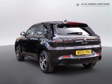ALFA ROMEO CERTIFIED Alfa Romeo Tonale 1.5 Vgt Mhev Veloce Dct Euro 6 5dr Used Car - Suv Hybrid Black - Nuneaton - 633962_3