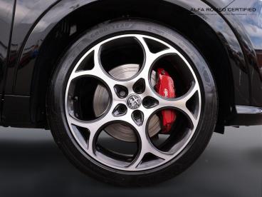 ALFA ROMEO CERTIFIED Alfa Romeo Tonale 1.5 Vgt Mhev Veloce Dct Euro 6 5dr Used Car - Suv Hybrid Black - Nuneaton - 633962_5