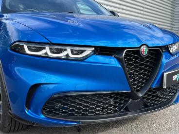 ALFA ROMEO CERTIFIED Alfa Romeo Tonale 1.5 Vgt Mhev Veloce Dct Euro 6 5dr Used Car - Suv Hybrid Blue - Swindon - 635191_5