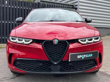 ALFA ROMEO CERTIFIED Alfa Romeo Tonale  Used Car - Suv Hybrid Red - Swindon - 637024_3