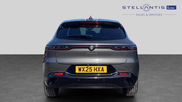 SPOTICAR Alfa Romeo Tonale 1.5 Vgt Mhev Veloce Dct Euro 6 5dr Used Car - Suv Hybrid Grey - Preston - 1200638973_4