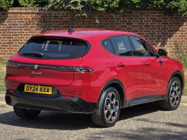 ALFA ROMEO CERTIFIED Alfa Romeo Tonale 1.5 Vgt Mhev Sprint Dct Euro 6 5dr Used Car - Suv Hybrid Red - Hemel Hempstead - 639945_4