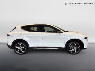 ALFA ROMEO CERTIFIED Alfa Romeo Tonale 1.5 Vgt Mhev Ti Dct Euro 6 5dr Used Car - Suv Hybrid White - Chiswick - 640489_2