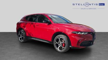 SPOTICAR Alfa Romeo Tonale 1.5 Vgt Mhev Veloce Dct Euro 6 5dr Used Car - Suv Hybrid Red - Nottingham - 1200640993_1