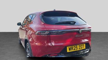 SPOTICAR Alfa Romeo Tonale 1.5 Vgt Mhev Veloce Dct Euro 6 5dr Used Car - Suv Hybrid Red - Nottingham - 1200640993_5