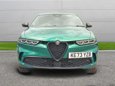 SPOTICAR Alfa Romeo Tonale 1.3 Vgt 15.5kwh Veloce Auto Q4 Awd Euro 6 5dr Used Car - Suv Plug-in Hybrid Green - Selby - 1200642047_2