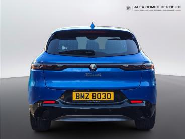 ALFA ROMEO CERTIFIED Alfa Romeo Tonale 1.5 Vgt Mhev Ti Dct Euro 6 5dr Used Car - Suv Hybrid Blue - Leicester - 642688_4
