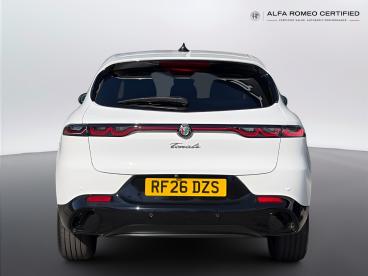 ALFA ROMEO CERTIFIED Alfa Romeo Tonale  Used Car - Suv Plug-in Hybrid White - Slough - 643230_5