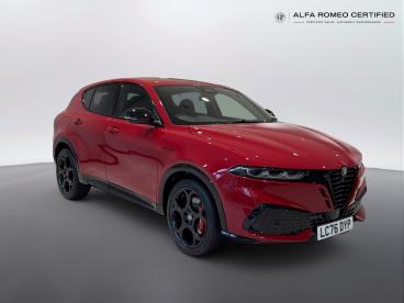 ALFA ROMEO CERTIFIED Alfa Romeo Tonale 1.5 Vgt Mhev Veloce Dct Auto Euro 6 5dr Used Car - Suv Hybrid Red - Chiswick - 643717_1