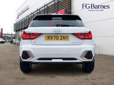 SPOTICAR Audi A1 1.0 Tfsi 30 Citycarver Euro 6 (s/s) 5dr Used Car - City Car Petrol White - Guildford - 1200545806_5