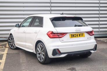 SPOTICAR Audi A1 1.0 Tfsi 30 S Line Sportback Euro 6 (s/s) 5dr Used Car - City Car Petrol White - Stourbridge - 1200545840_2