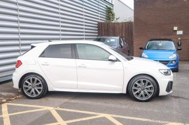 SPOTICAR Audi A1 1.0 Tfsi 30 S Line Sportback Euro 6 (s/s) 5dr Used Car - City Car Petrol White - Stourbridge - 1200545840_5