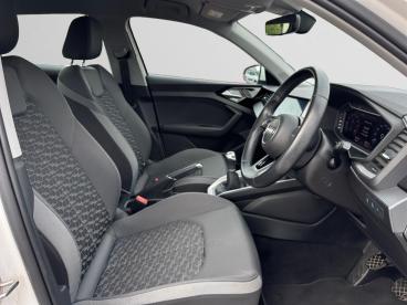 SPOTICAR Audi A1 1.0 Tfsi 30 Sport Sportback Euro 6 (s/s) 5dr Used Car - City Car Petrol White - Clacton-on-sea - 1200551065_3