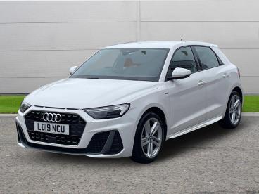 SPOTICAR Audi A1 1.5 Tfsi 35 S Line Sportback S Tronic Euro 6 (s/s) Used Car - City Car Petrol White - Worksop - 1200551209_3