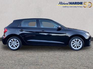 SPOTICAR Audi A1 1.0 Tfsi 30 Sport Sportback Euro 6 (s/s) 5dr Used Car - City Car Petrol Black - Ashington - 1200551864_5