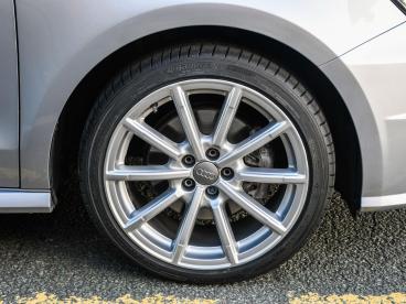 SPOTICAR Audi A1 1.4 Tfsi S Line Sportback Euro 6 (s/s) 5dr (nav) Used Car - City Car Petrol Silver - Nuneaton - 1200553076_5