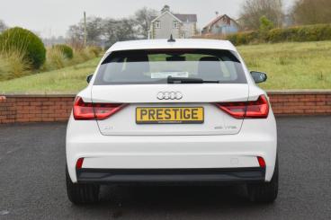 SPOTICAR Audi A1 1.0 Tfsi 25 Technik Sportback Euro 6 (s/s) 5dr Used Car - City Car Petrol White - Ballymena County Antrim - 1200582384_4