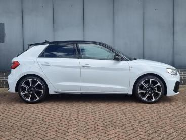 SPOTICAR Audi A1 1.0 Tfsi 30 Black Edition Sportback S Tronic Euro Used Car - City Car Petrol White - Bedford - 1200626696_4