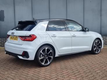 SPOTICAR Audi A1 1.0 Tfsi 30 Black Edition Sportback S Tronic Euro Used Car - City Car Petrol White - Bedford - 1200626696_5