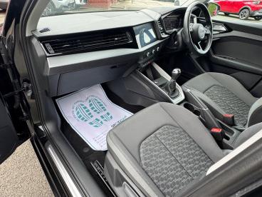 SPOTICAR Audi A1 1.0 Tfsi 30 Sport Sportback Euro 6 (s/s) 5dr Used Car - City Car Petrol Black - Chorley - 1200633234_4