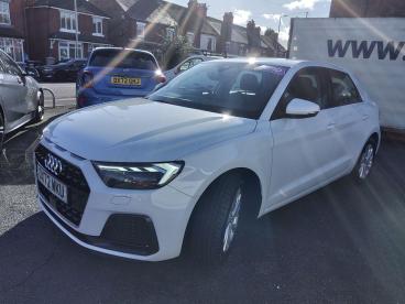 SPOTICAR Audi A1 1.0 Tfsi 30 Sport Sportback S Tronic Euro 6 (s/s) Used Car - City Car Petrol White - Telford - 1200643726_5