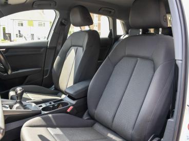 SPOTICAR Audi A3 1.5 Tfsi 35 Technik Sportback Euro 6 (s/s) 5dr Used Car - Saloon Petrol White - Hinckley - 1200527387_5