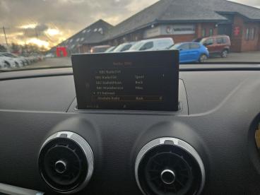 SPOTICAR Audi A3 1.5 Tfsi Cod 35 S Line Sportback S Tronic Euro 6 ( Used Car - Saloon Petrol Black - Workington - 1200577924_4