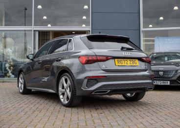 SPOTICAR Audi A3 1.0 Tfsi 30 S Line Sportback Euro 6 (s/s) 5dr Used Car - Saloon Petrol Grey - Aldershot - 1200590591_4