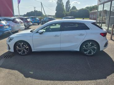 SPOTICAR Audi A3 1.5 Tfsi 35 S Line Sportback S Tronic Euro 6 (s/s) Used Car - Saloon Petrol White - Boston - 1200604831_4