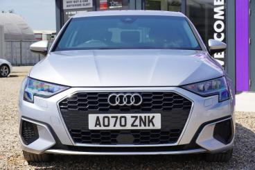 SPOTICAR Audi A3 1.5 Tfsi 35 Sport Sportback Euro 6 (s/s) 5dr Used Car - Saloon Petrol Silver - Great Yarmouth - 1200619701_5