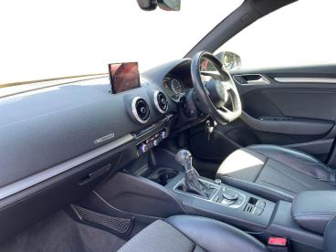 SPOTICAR Audi A3 1.5 Tfsi Cod 35 Black Edition Sportback S Tronic E Used Car - Saloon Petrol Black - Ashington - 1200623117_3