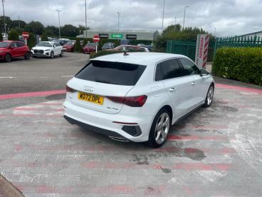 SPOTICAR Audi A3 1.5 Tfsi 35 S Line Sportback Euro 6 (s/s) 5dr Used Car - Saloon Petrol White - Bodmin - 1200632841_5