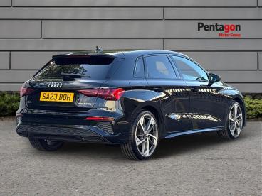 SPOTICAR Audi A3 1.5 Tfsi 35 Edition 1 Sportback S Tronic Euro 6 (s Used Car - Saloon Petrol Black - Sheffield - 1200636145_4