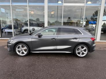 SPOTICAR Audi A3 1.5 Tfsi 35 S Line Sportback Euro 6 (s/s) 5dr Used Car - Saloon Petrol Grey - Boston - 1200640789_2