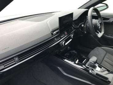 SPOTICAR Audi A4 2.0 Tfsi 40 Black Edition S Tronic Euro 6 (s/s) 4d Used Car - Saloon Petrol White - Bangor - 1200580571_5