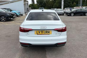 SPOTICAR Audi A4 2.0 Tdi 35 Sport Edition S Tronic Euro 6 (s/s) 4dr Used Car - Saloon Diesel White - Welling - 1200622519_3