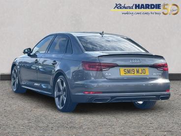 SPOTICAR Audi A4 2.0 Tfsi 35 Black Edition Euro 6 (s/s) 4dr Used Car - Saloon Petrol Grey - Ashington - 1200627321_2