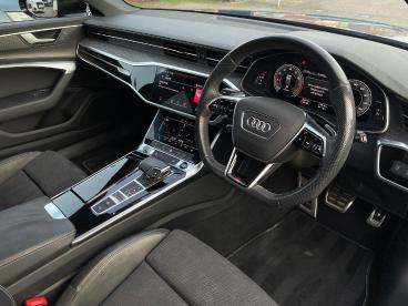 SPOTICAR Audi A6 2.0 Tfsi 40 Black Edition S Tronic Euro 6 (s/s) 5d Used Car - Estate Petrol Blue - Selby - 1200572077_2