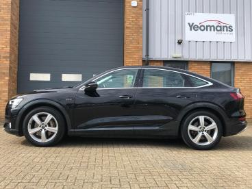SPOTICAR Audi E-tron 50 Technik Sportback Auto Quattro 5dr 71.2kwh (11k Used Car - Suv Electric Black - Fareham - 1200588083_3