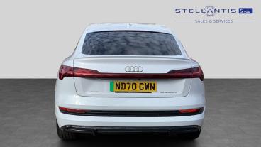 SPOTICAR Audi E-tron 55 Launch Edition Sportback Auto Quattro 5dr 95kwh Used Car - Suv Electric White - Walton On Thames - 1200640910_4