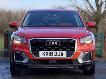 SPOTICAR Audi Q2 1.0 Tfsi 30 Se Euro 6 (s/s) 5dr Used Car - Suv Petrol Orange - Balsall Common - 1200563899_5