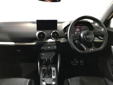 SPOTICAR Audi Q2 1.5 Tfsi Cod 35 Black Edition S Tronic Euro 6 (s/s Used Car - Suv Petrol Grey - Bangor - 1200582364_4