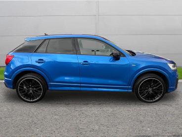 SPOTICAR Audi Q2 1.5 Tfsi Cod 35 Black Edition S Tronic Euro 6 (s/s Used Car - Suv Petrol Blue - Worksop - 1200589141_4