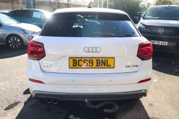 SPOTICAR Audi Q2 1.5 Tfsi Cod 35 S Line S Tronic Euro 6 (s/s) 5dr Used Car - Suv Petrol White - Leamington - 1200589263_4