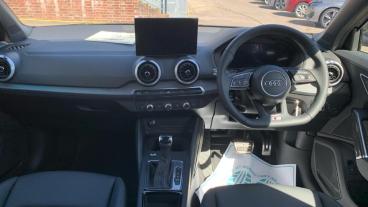 SPOTICAR Audi Q2 1.5 Tfsi Cod 35 Black Edition S Tronic Euro 6 (s/s Used Car - Suv Petrol Grey - Crawley - 1200610946_4