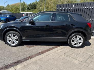 SPOTICAR Audi Q2 1.5 Tfsi Cod 35 Sport Euro 6 (s/s) 5dr Used Car - Suv Petrol Black - Swindon - 1200624641_5